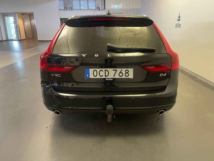 Bild 2 av Volvo V90 D4 Momentum SE
