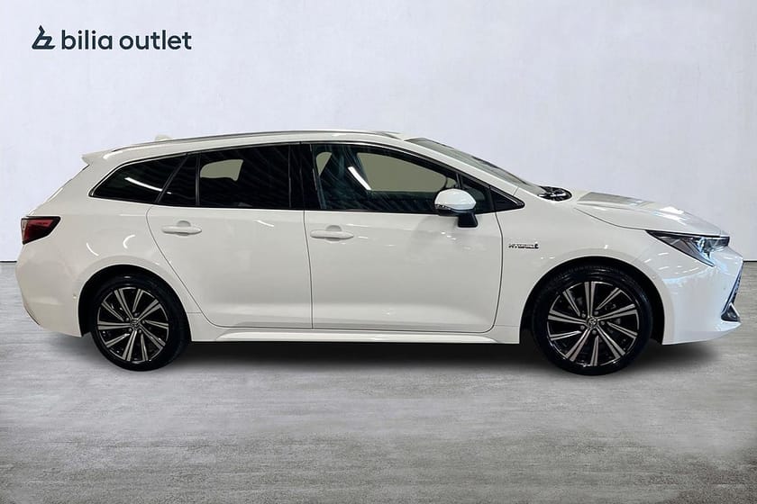 Bild 5 av Toyota Corolla Touring Sports Hybrid Style B-kam Döda Vinkel Keyless