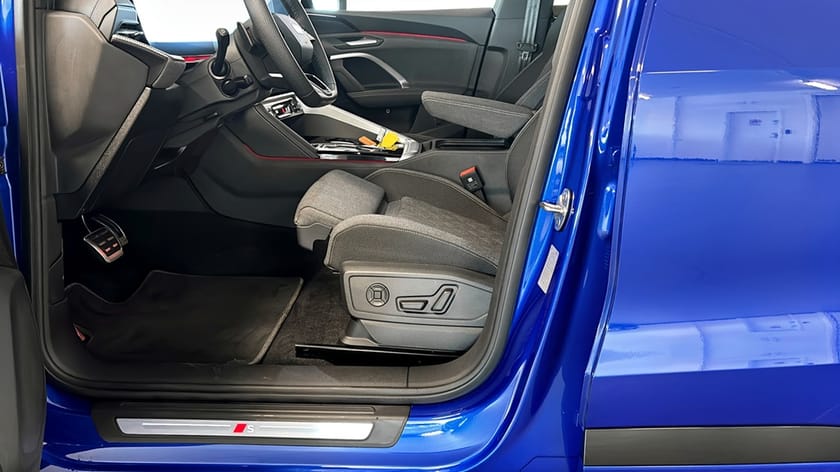 Bild 2 av Audi Q5 TDI Quattro 204 HK, Luftfjädring, S-line,P värmare