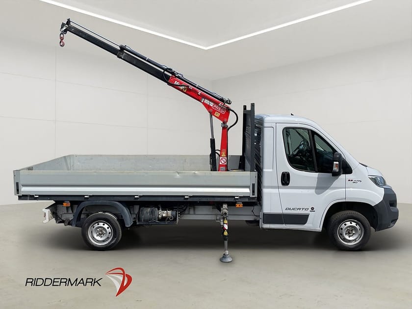 Bild 2 av Fiat Ducato Chassi Cab FLAKBIL/KRANBIL 2.3 Ny-Kamrem Värm Drag Moms