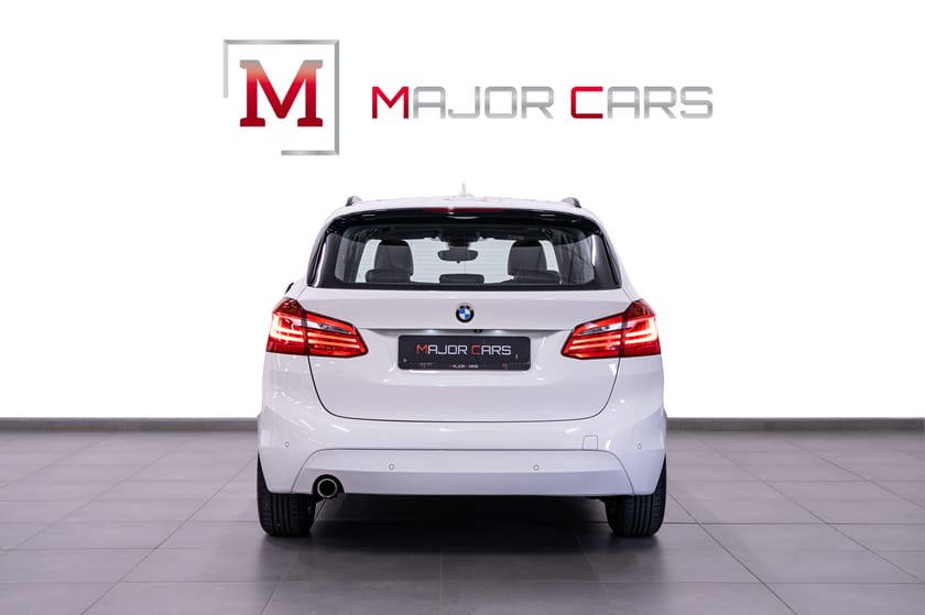 Bild 5 av BMW 218d Active Tourer Pano Skinn B-Kamera Navi LED 150hk