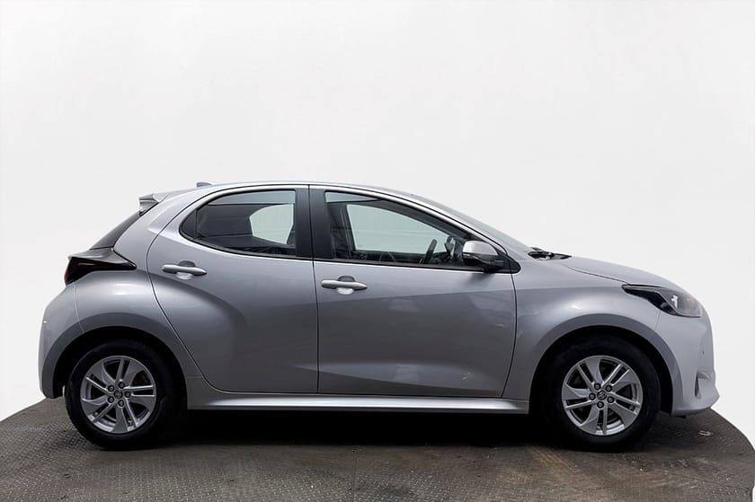 Bild 5 av Toyota Yaris Hybrid Aut Rattvärme Kamera 116hk