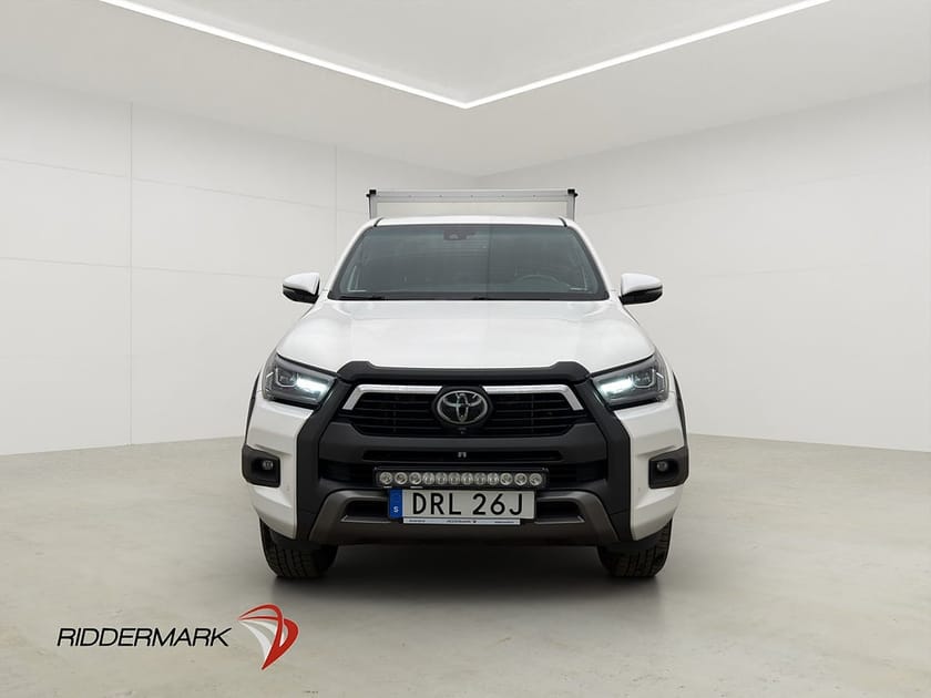 Bild 5 av Toyota Hilux Dubbelhytt Invincible 2.8 4WD Värm Drag JBL PÅBYGGNAD Moms