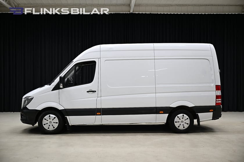 Bild 2 av Mercedes-Benz Sprinter 316 BlueTEC Skåpbil Automat|Drag|Värmare|Backkamera|Kamkedja
