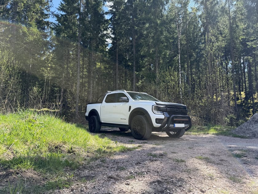 Bild 3 av Ford Ranger PHEV Wildtrak Double Cab 280hk Borås Ed #2 Demo