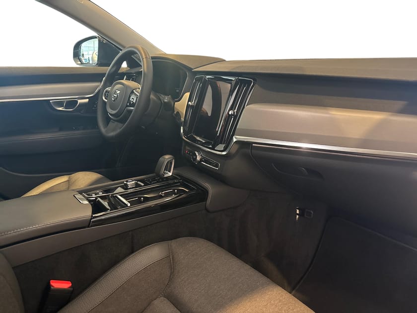 Bild 4 av Volvo V90 Recharge T6 Core Edition