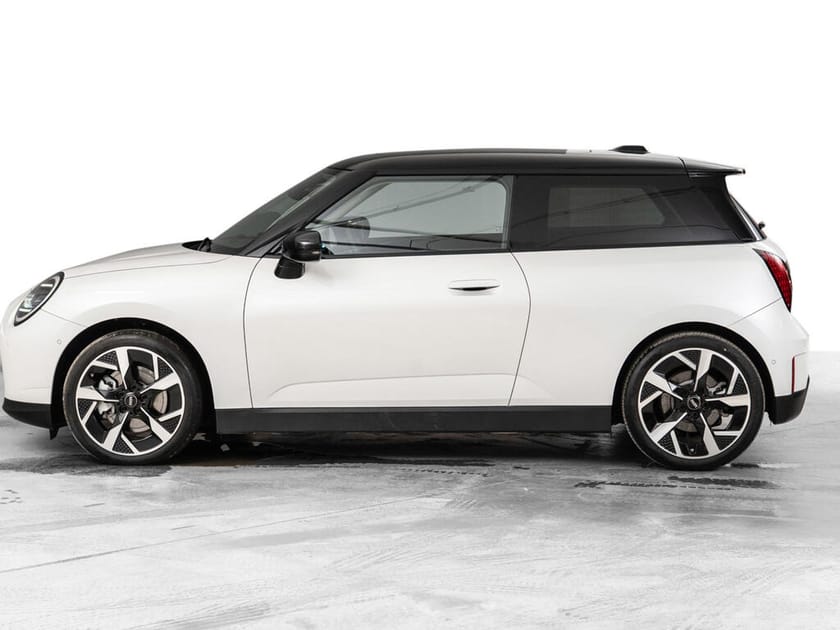 Bilde 5 av MINI Cooper SE Classic Trim Package M