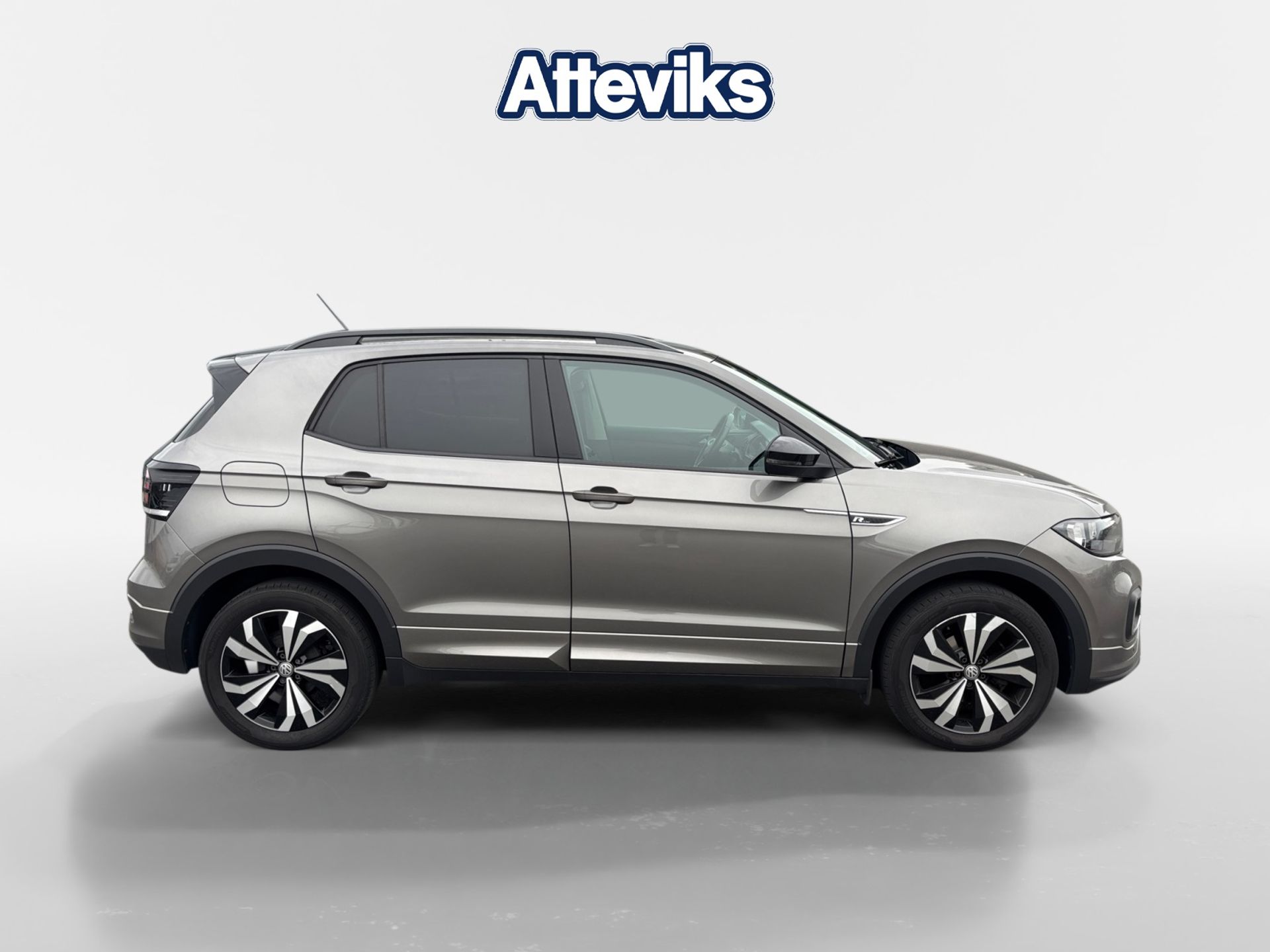Volkswagen T-Cross 95hk Manuell 2020, photo 2/10