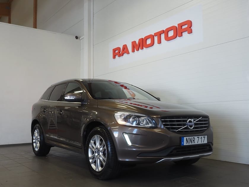 Bild 3 av Volvo XC60 D4 Geartronic Summum Business Edition Pro Drag Pano Nav