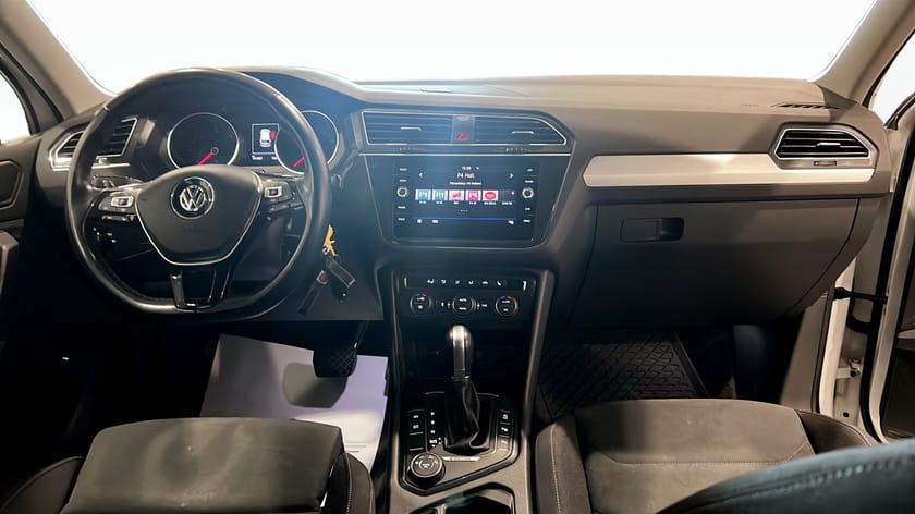 Bild 4 av Volkswagen Tiguan 2.0 TDI 4Motion Backkamera / Parkeringsvärmare
