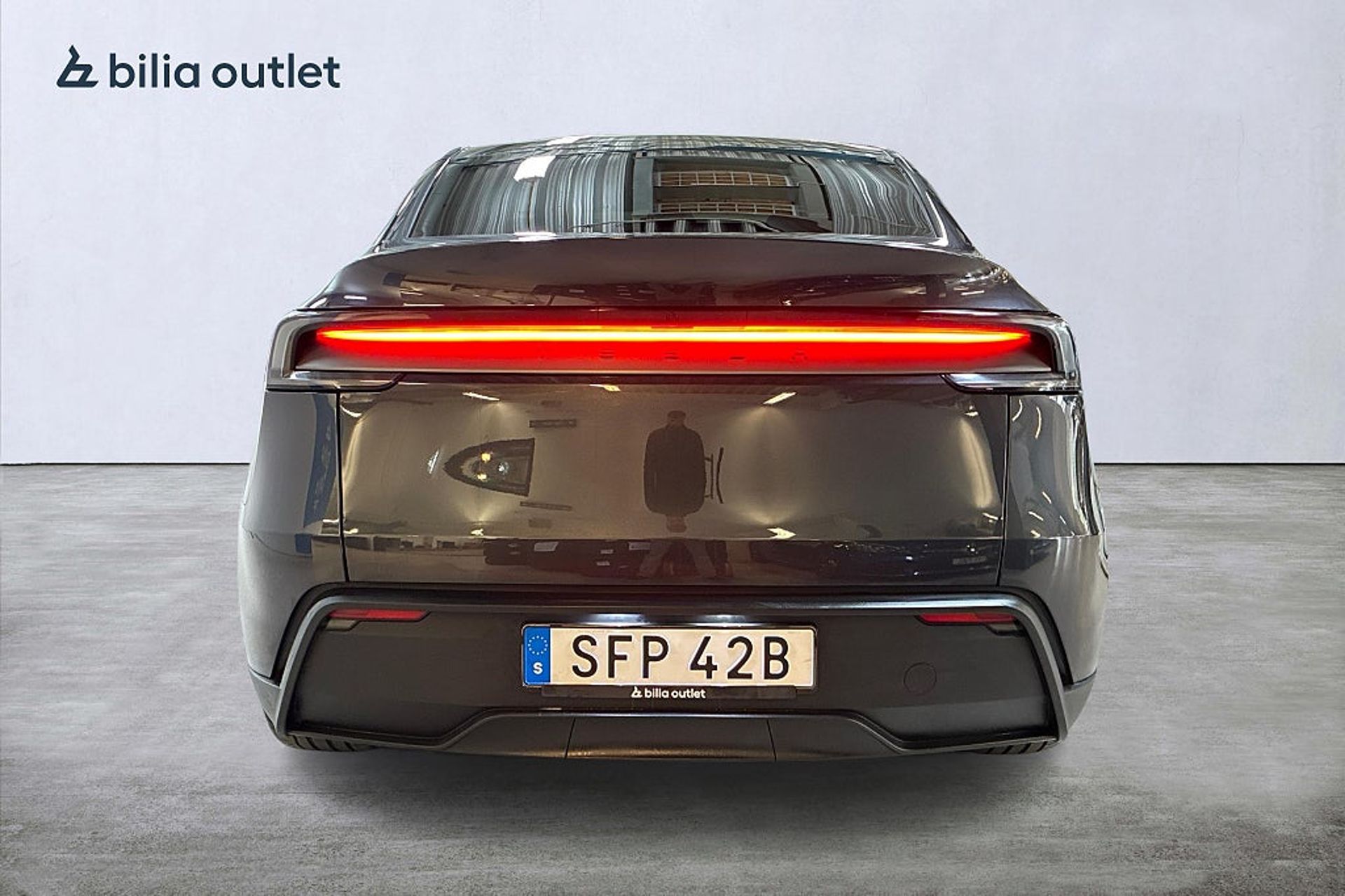 Tesla Model Y Standard Range RWD 299hk 2025, bild 7/10