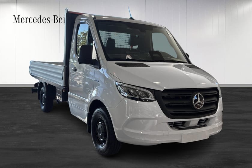 Bild 2 av Mercedes-Benz eSprinter 320 Chassi 81 kWh EH A2 SELECT