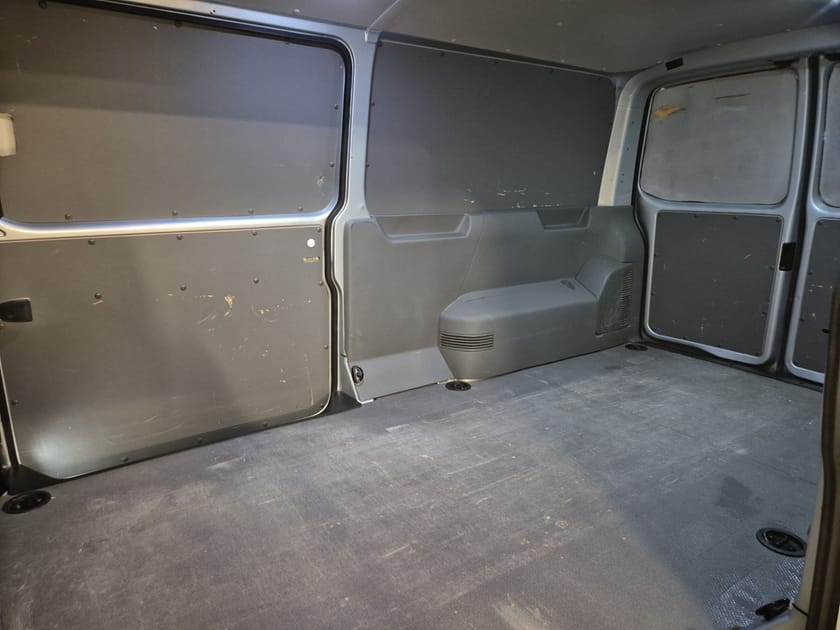 Bild 5 av Volkswagen Transporter 6.1 TDI 150 DSG Välutrustad LWB