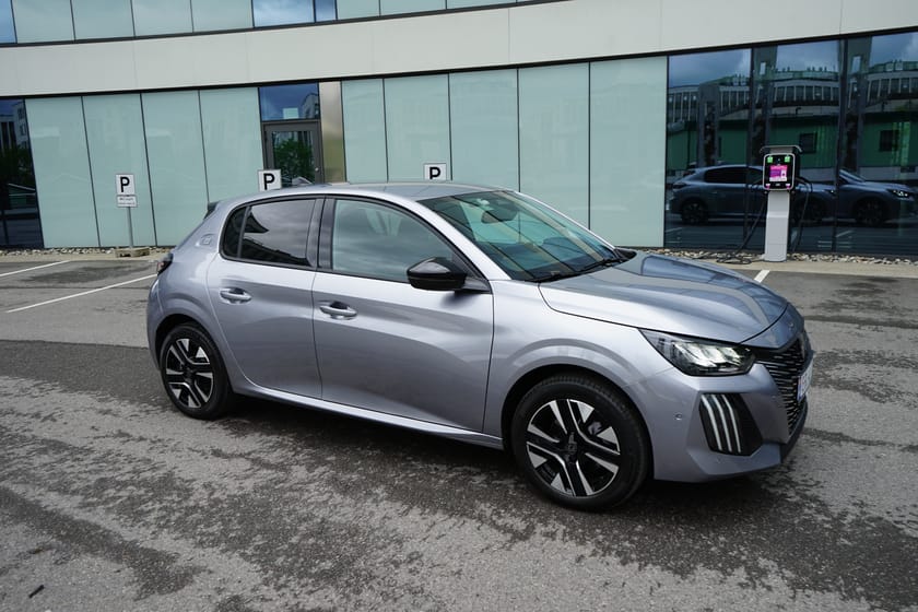 Bilde 4 av Peugeot 208 e-208 Allure / mye fint utstyr