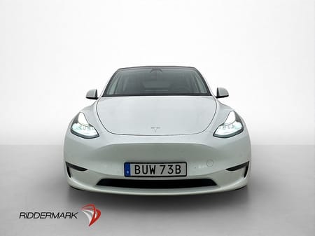 Tesla Model Y Performance Autopilot Navi Rattvärm Svensksåld