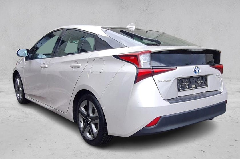 Bilde 3 av Toyota Prius Hybrid AWD-i Executive - LED - Ryggekamera - HUD - JBL