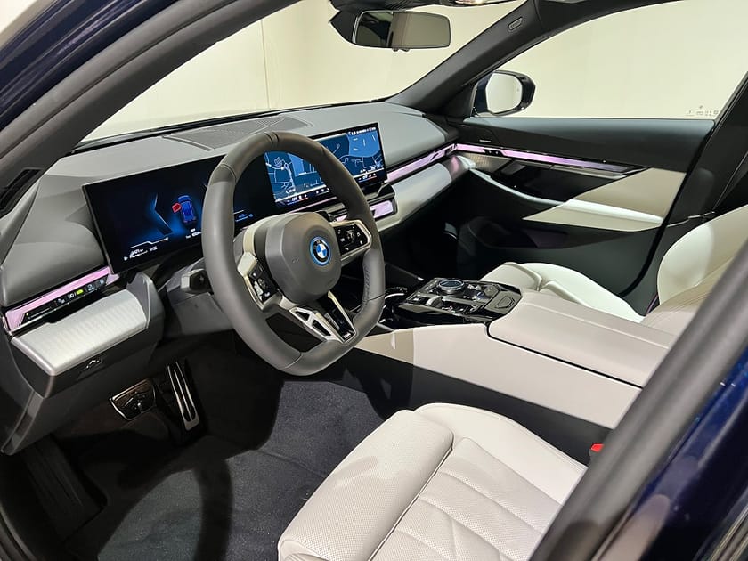 Bild 4 av BMW 530e xDrive Touring xDrive, M-Sport Pro, HK, Drag,  Adpt Fart, Värmare