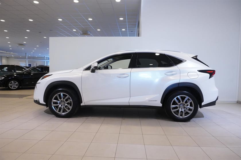 Bild 4 av Lexus NX 300h AWD Hybrid 2.5 E-Cvt, 197hk Executive, Dragkrok
