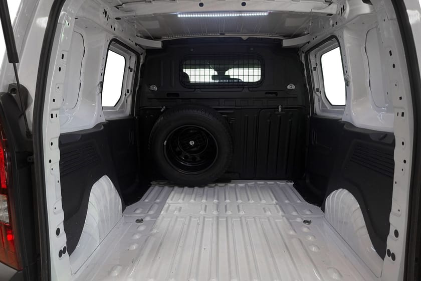 Bilde 5 av Peugeot Partner L1 MESTER 1,5 4X4 | 3 SETER | KROK | CRUISE | DAB +
