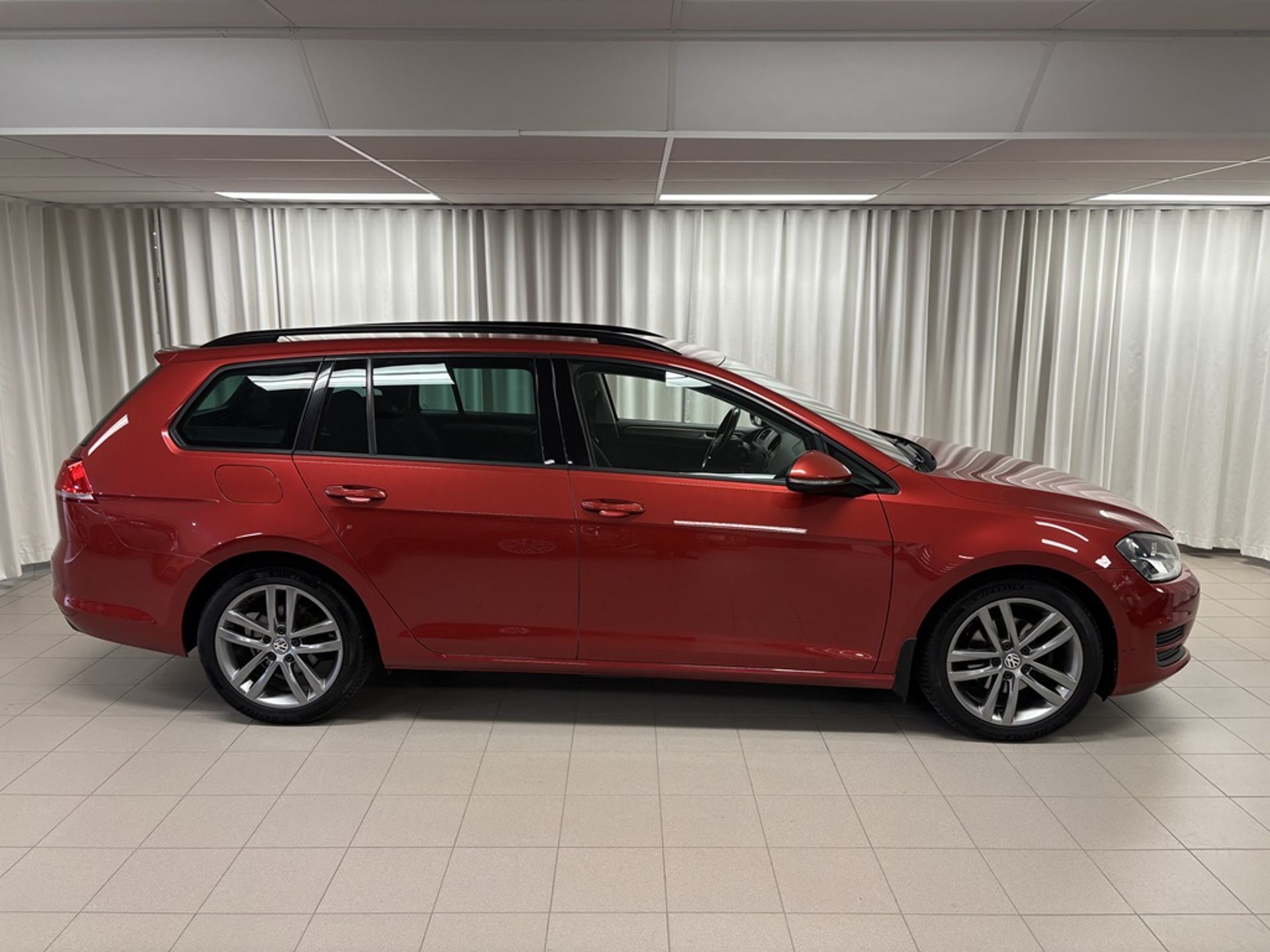 Volkswagen Golf 2016, kuva 2/6