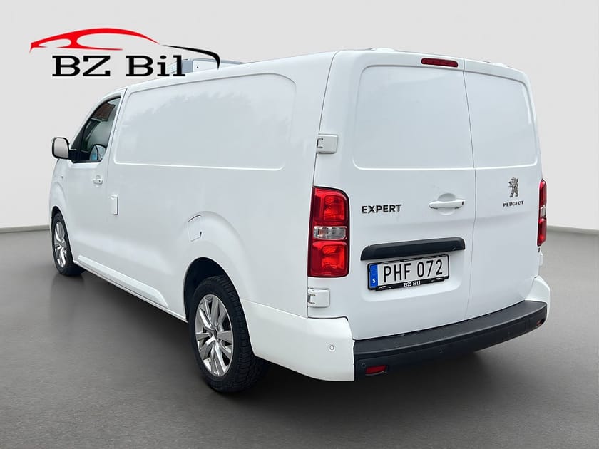 Bild 3 av Peugeot Expert Panel Van 2.0 BlueHDi Kyl/Frysbil L2 MOMS Nattkyla