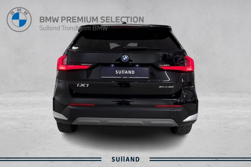 Bilde 4 av BMW iX1 xDrive30 Hengerfeste / Adaptive LED / BSI