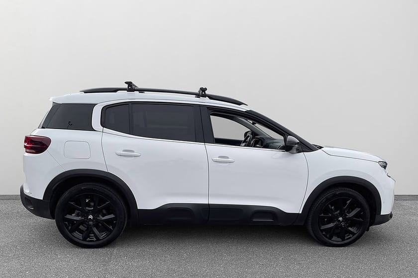 Bild 5 av Citroën C5 Aircross 130 Aut/Shine Exkl/Panorama/Backkam/Navi/El stol/Drag