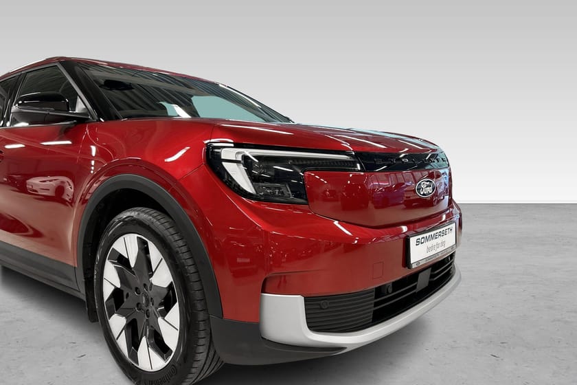 Bilde 4 av Ford Explorer EV Extended Range AWD Premium/AWD/Matrix/Varme ratt/Appstyring +++