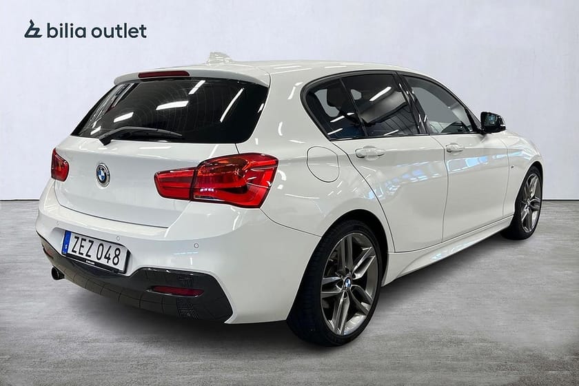 Bild 5 av BMW 118i 136hk 5-dörrars M Sport Shadowline  Keyless PDC