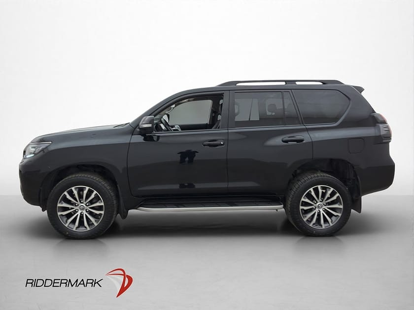 Bild 5 av Toyota Land Cruiser 4WD 204hk Premium JBL Luft Drag