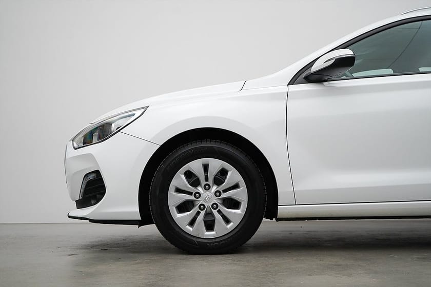 Bild 2 av Hyundai i30 Kombi 1.0 / 120hk / Life / Backkamera / Drag