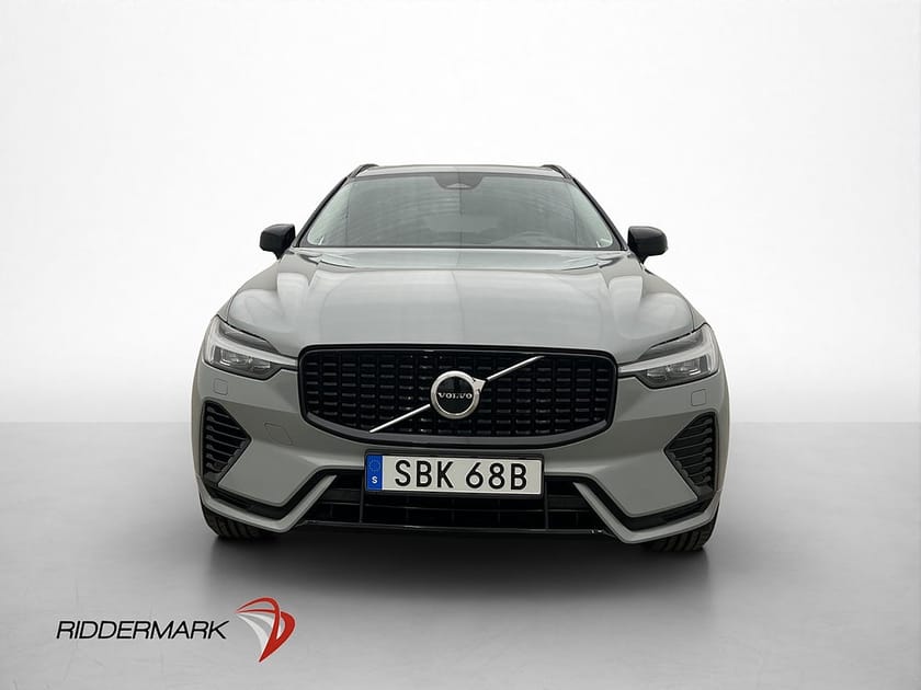 Bild 2 av Volvo XC60 T6 AWD 350hk Plus Dark Pano Kamera Drag Skinn