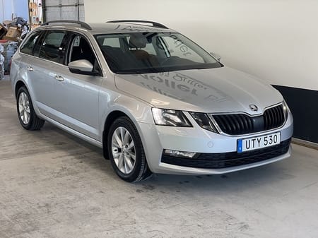 Škoda Octavia Kombi Skoda 1.0 TSI 115hk Drag Värmare