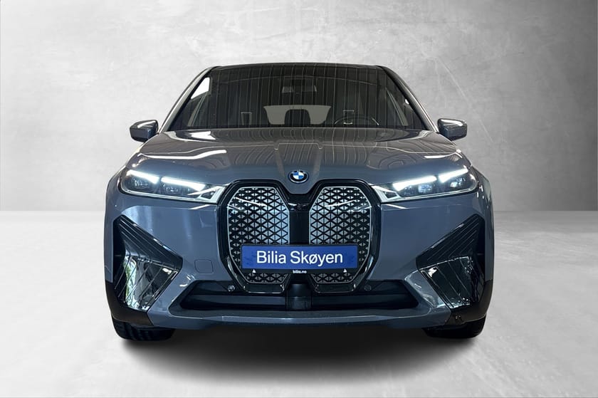 Bilde 2 av BMW iX xDrive50 xDrive50, Luft, 4Hjulsst. Soft-Close, Multifunksj. H/K