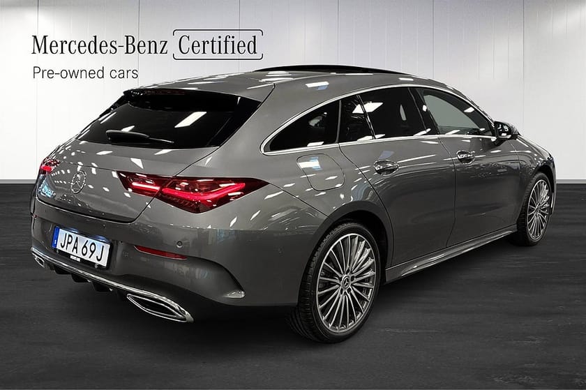 Bild 3 av Mercedes-Benz CLA 250 e Shooting Brake AMG Drag Burmester Panorama Värmar