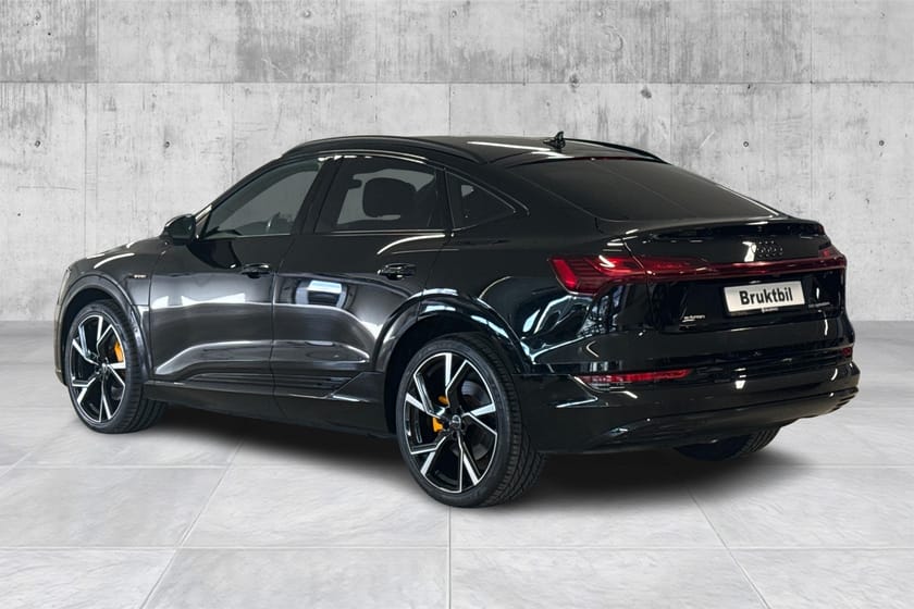 Bilde 3 av Audi e-tron Sportback 55 quattro Sort Optikk / Hengerfeste / Matrix / El.sete m. Memory