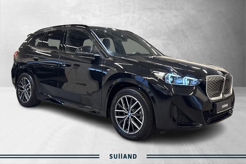 Bilde 3 av BMW iX1 xDrive30 xDrive30/M-Sport/Fully Charged/H&K/El.Krok/El-seter ++