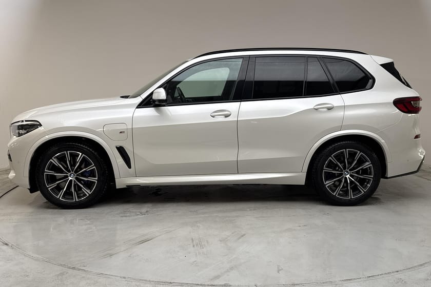 Bild 2 av BMW X5 xDrive45e iPerformance