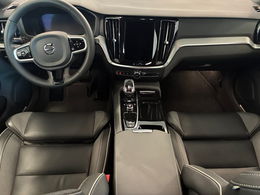 Bild 5 av Volvo V60 T6 Plus Dark Nordic Edition