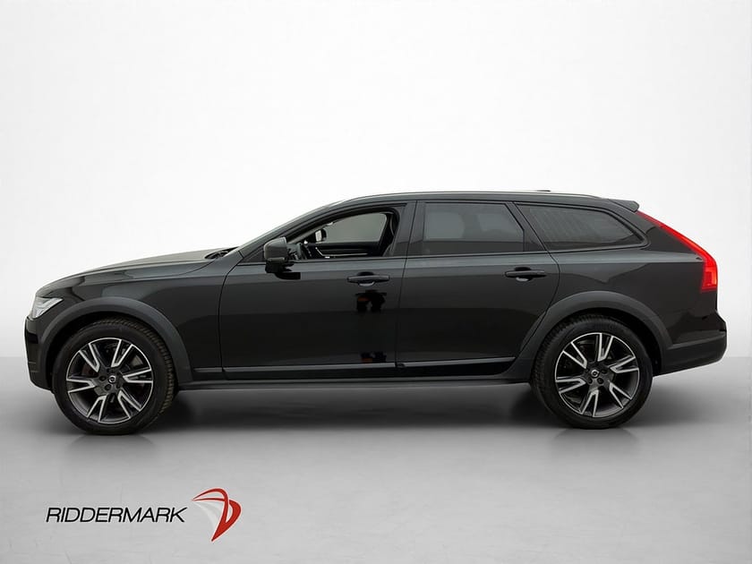 Bild 4 av Volvo V90 Cross Country D4 AWD Inscription Pro Värmare Drag