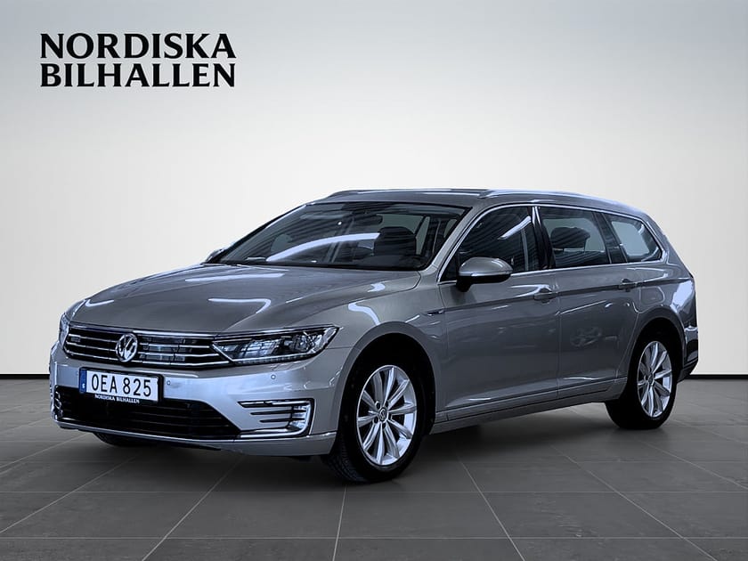 Bild 3 av Volkswagen Passat Variant GTE 1.4 TSI ACT Kamera Dragkrok Värmare