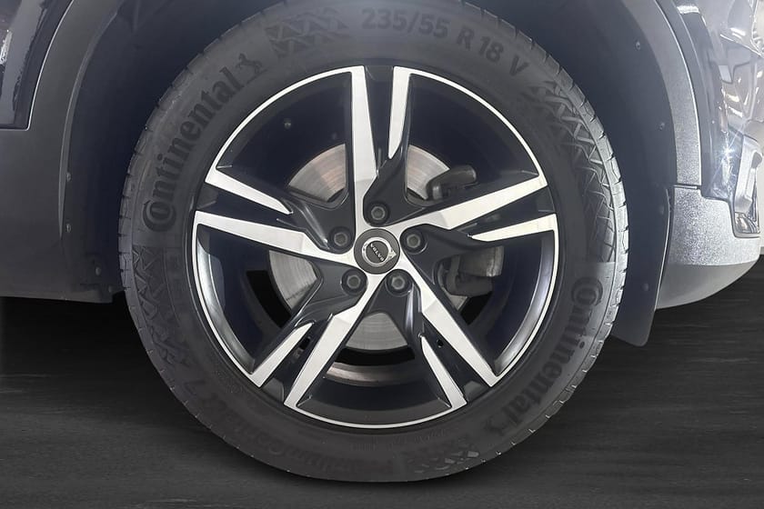 Bild 5 av Volvo XC40 D4 AWD Geartronic R-Design Euro 6