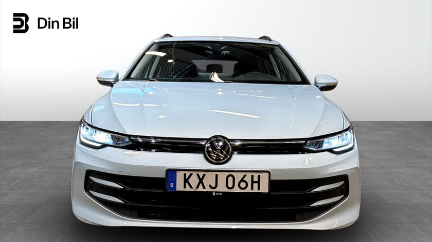 Bild 4 av Volkswagen Golf Sportscombi eTSI150 DSG Life Drag/P-värmare