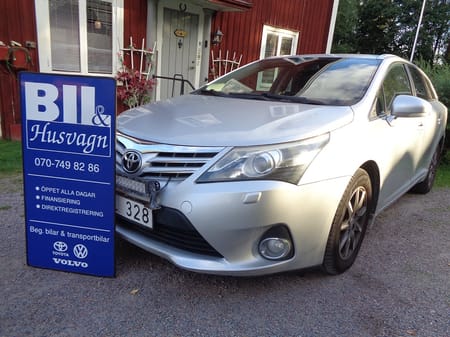 Toyota Avensis Kombi 2.0 D NYBES  U.A./BACKKAMERA/MV/FINANS/INBYTE