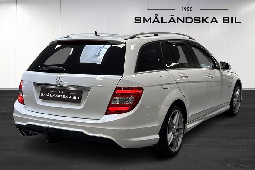 Bild 4 av Mercedes-Benz C 220 T CDI 4MATIC Plus Avantgarde Drag 170hk