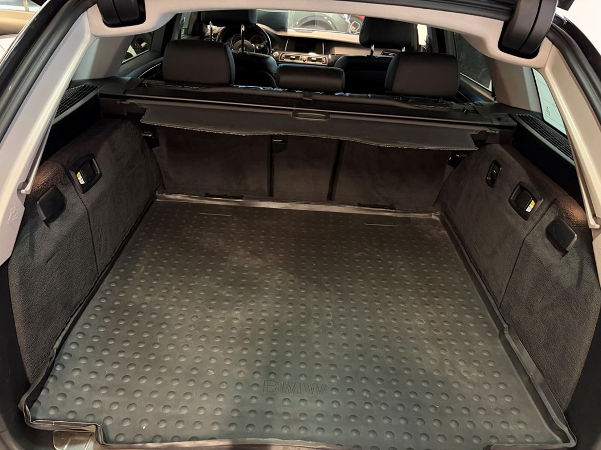 BMW BMW 520d xDrive Touring — bild 18