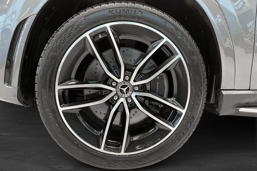 Bild 5 av Mercedes-Benz GLE 350 de 4MATIC Coupé AMG Line Burmester Pano 360° Headup