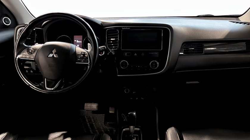 Bild 4 av Mitsubishi Outlander 4X4,DRAG,TAKLUCKA,7-sits
