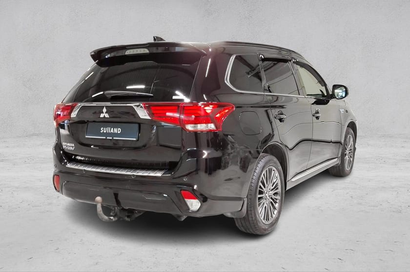 Bilde 5 av Mitsubishi Outlander PHEV Glasstak I Skinn I LED bar I Kompl. service
