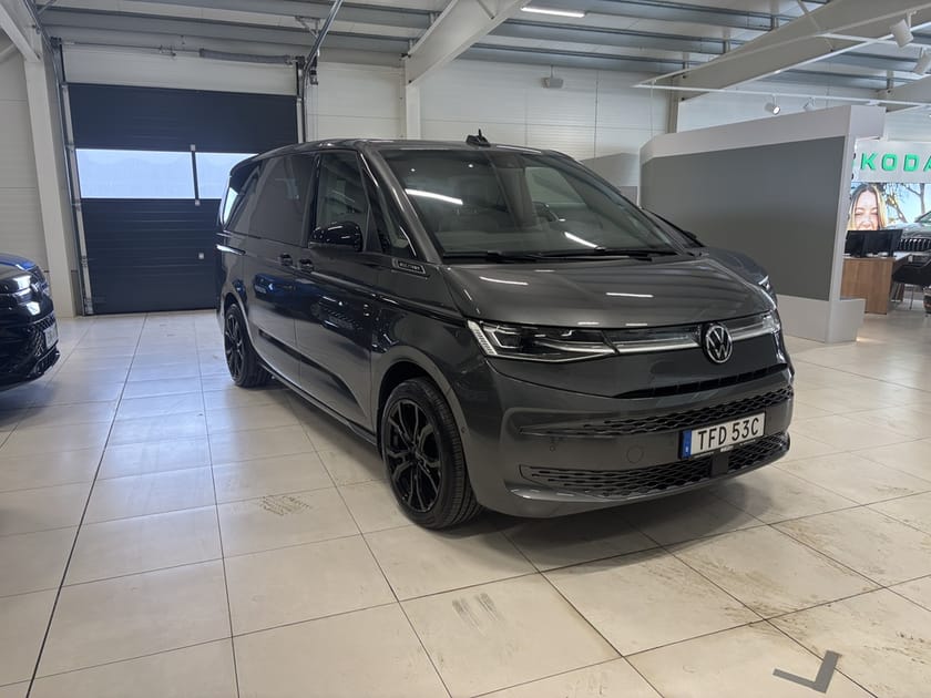 Bild 3 av Volkswagen Multivan eHybrid 4M STYLE LÅNGT ÖVERHÄNG 1.5 EHYBRI